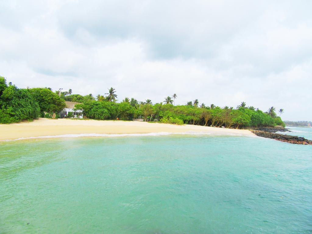 The Colonial Villa Midigama East Exterior foto