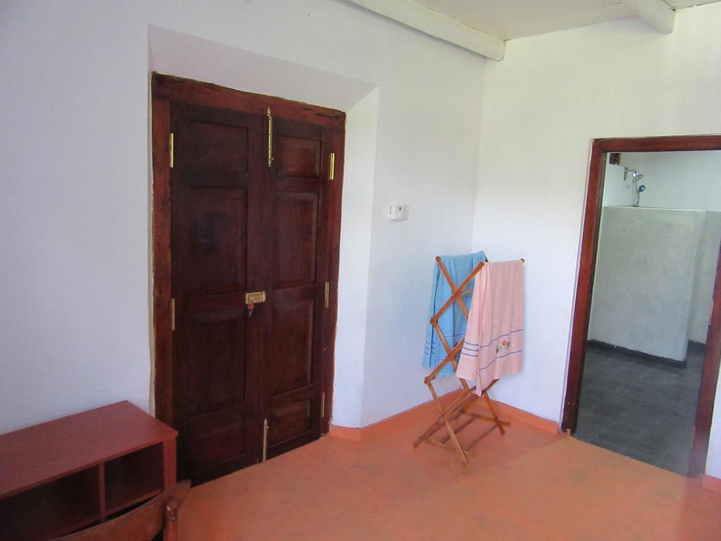 The Colonial Villa Midigama East Exterior foto